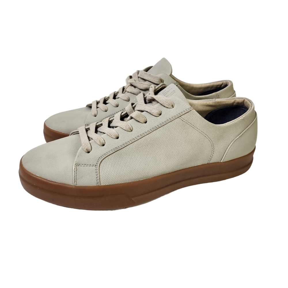 Gap Men's Lace Toe All Around Shoes Sneakers Faux Leather Size 9 Tan Used